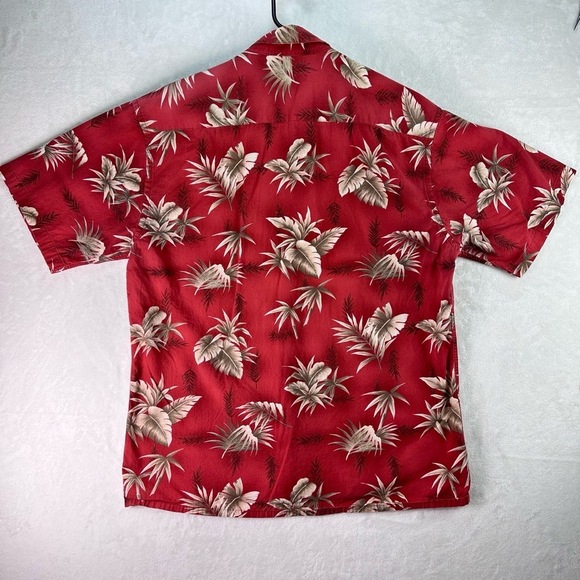 Batik Bay Red Floral Print Short Sleeve Button Up Collared Hawaiian Shirt Large - Picture 11 of 11